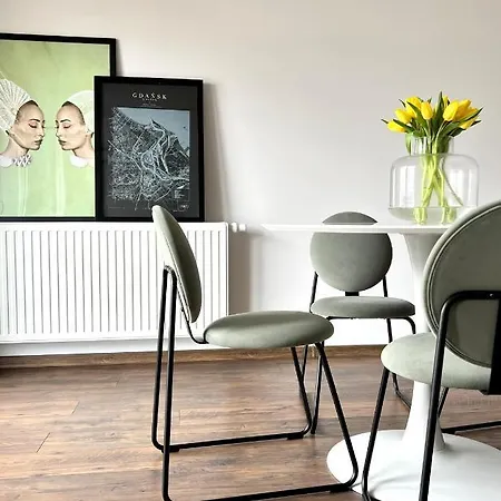 City Park Apartment *
